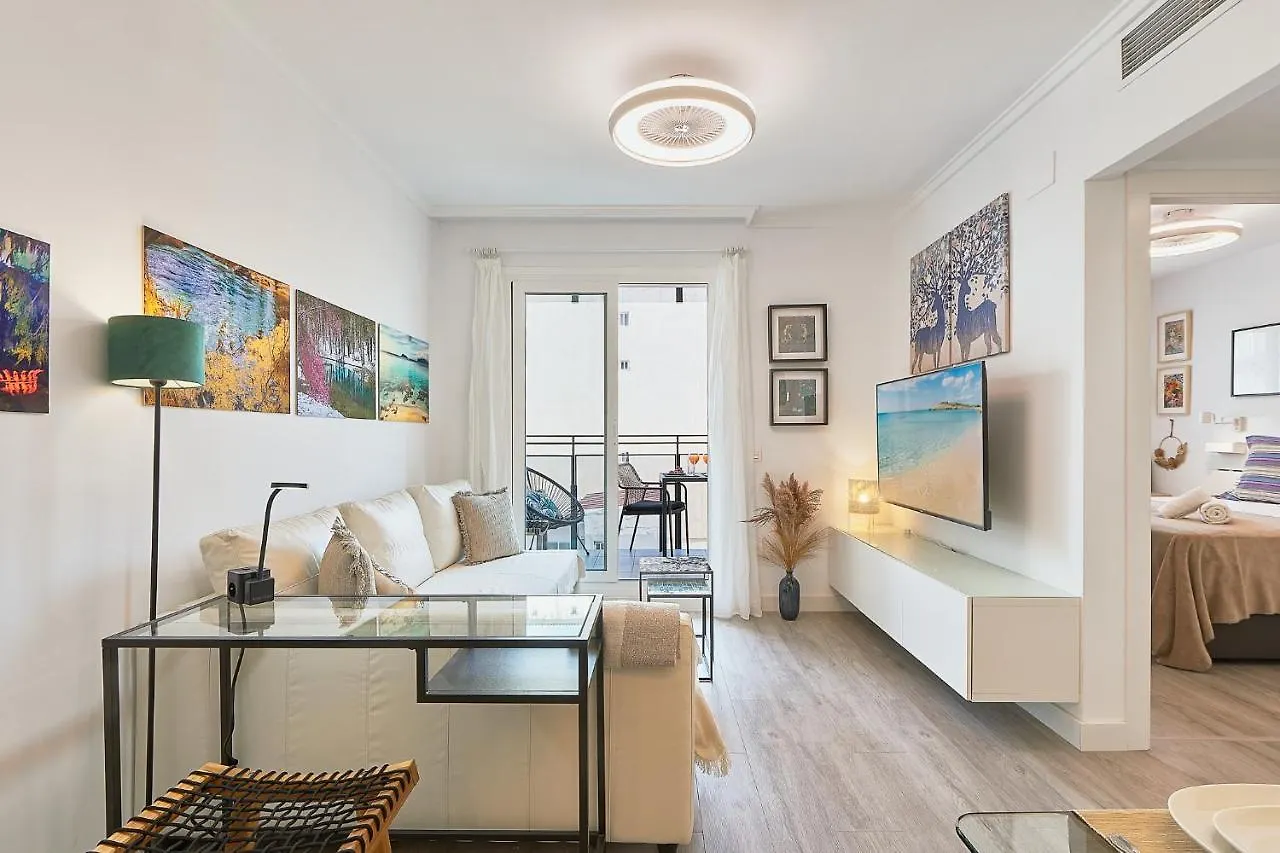 Work & Holiday Huelin Málaga Apartman